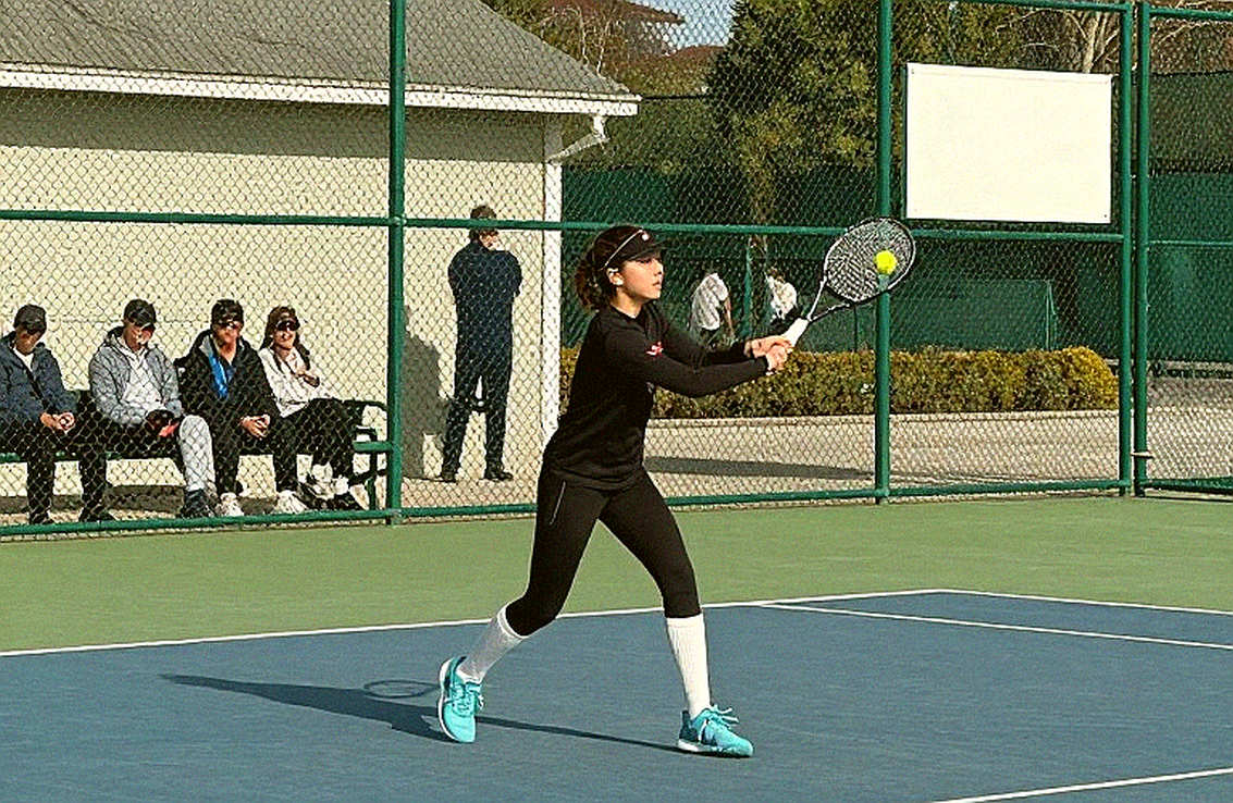 Nóng nhất thể thao sáng 4/9: Agassi gọi Federer là 'Núi Everest' - Chấn thương cổ tay của Alcaraz làm rung chuyển lịch thi đấu ATP