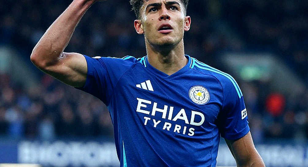 Cú sút 25 mét của Delap và tiếng thở dài ở Villa: Khi 45 triệu bảng tìm nhịp