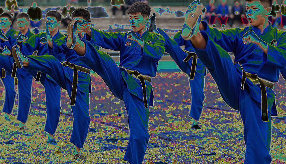Gục trong phòng xông hơi ở Asian Games 2026: Khi chiếc cân trở thành đối thủ nặng ký nhất
