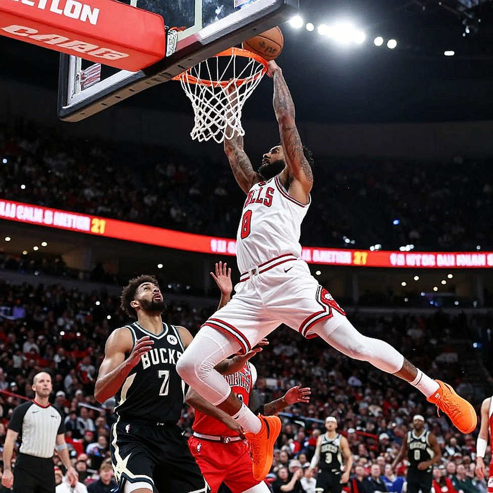 The Silence Inside the Agent's Call: Reading Vietnam's Basketball Trade Market Mid-Season