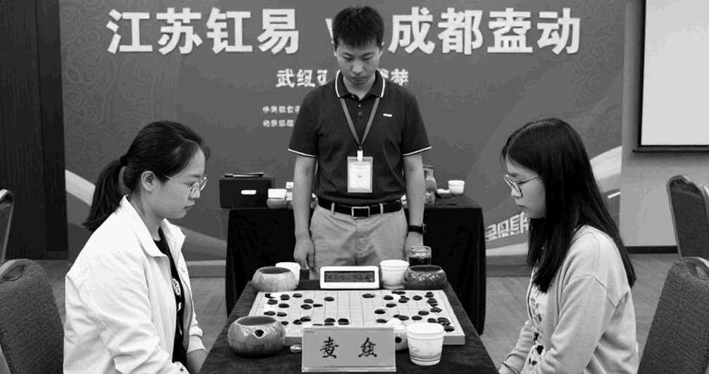 Carlsen nói 'tôi là người hâm mộ Praggnanandhaa': Đọc tín hiệu ngang hàng bằng mắt kỳ thủ Carlsen nói 'tôi là người hâm mộ Praggnanandhaa': Đọc tín hiệu ngang hàng bằng mắt kỳ thủ