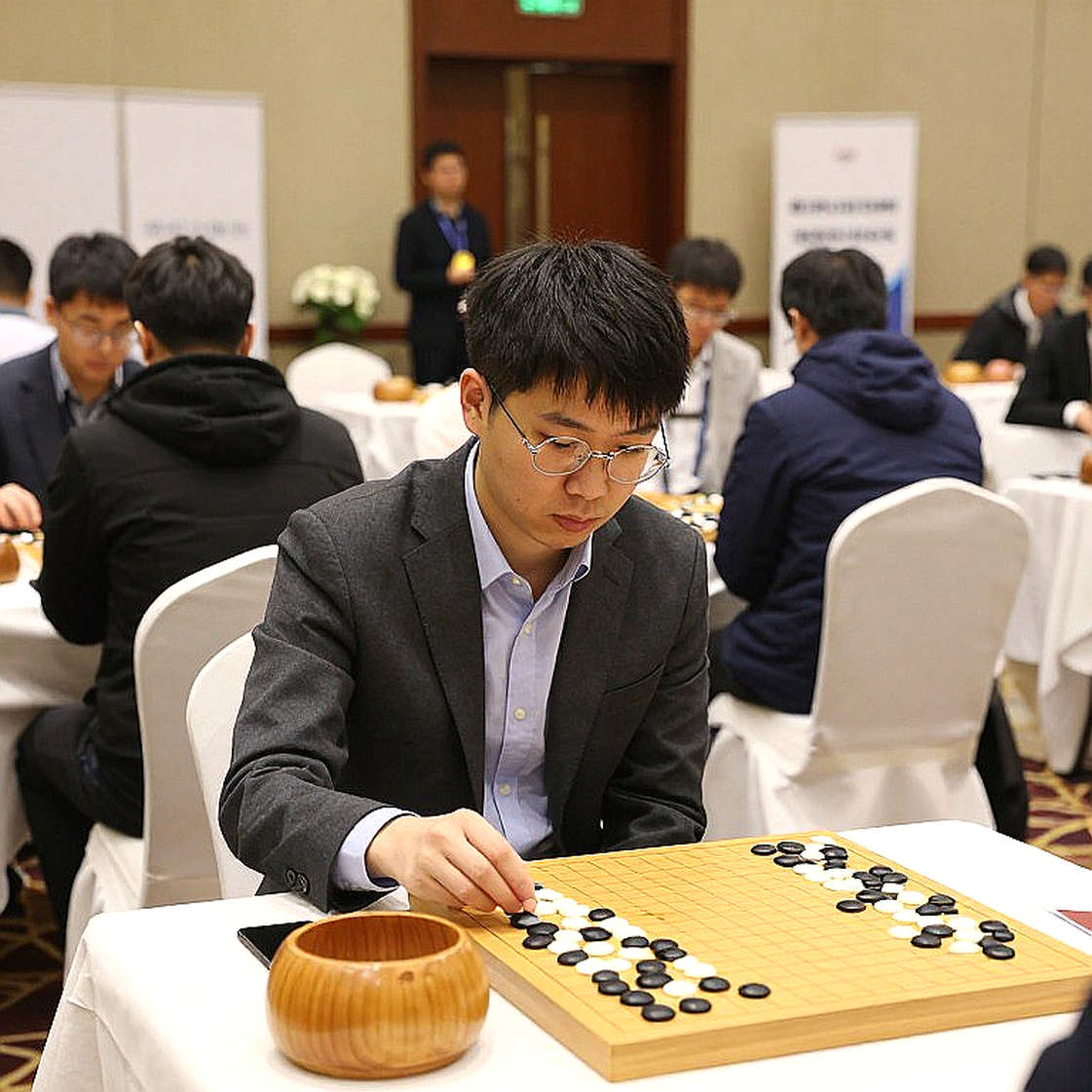 Giải Cờ Vua Toàn Cầu Tech Mahindra Mùa 4: Magnus Carlsen Trở Lại Với Giải Thưởng 1 Triệu Đô La Và Áp Lực Từ Các Sao Ấn Độ