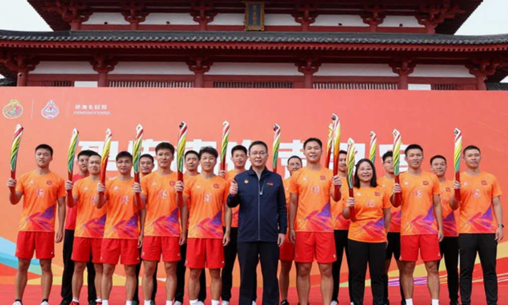Nakamura đến Lyon: Tấm séc trả bằng tương lai và vùng biên thương mại Nakamura đến Lyon: Tấm séc trả bằng tương lai và vùng biên thương mại